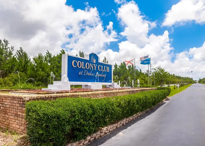Colony Club G5 Apartment